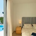 Jacks Place Playablanca Pool Villa *
